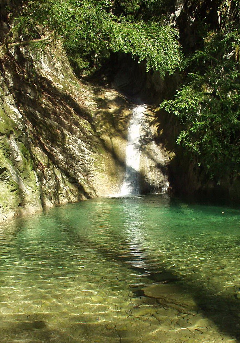 Салоники водопад чудо красотка